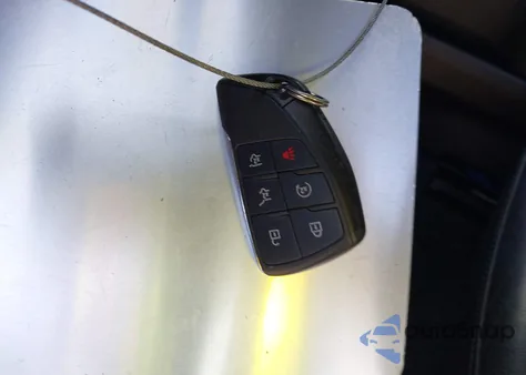 2021 Chevrolet Suburban 4Wd Z71 from USA, damaged, VIN 1GNSKDKD3MR157668